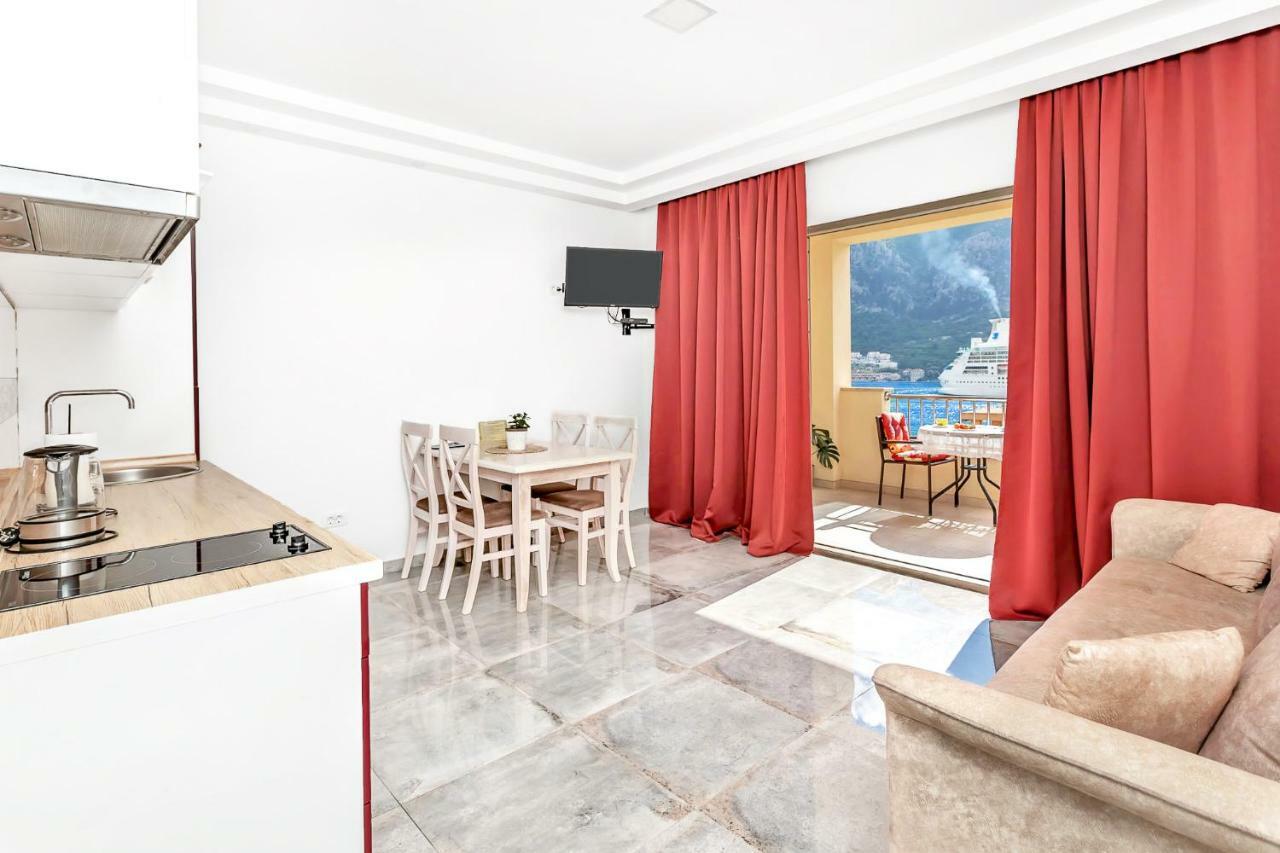Apartments Castello Kotor Exterior photo